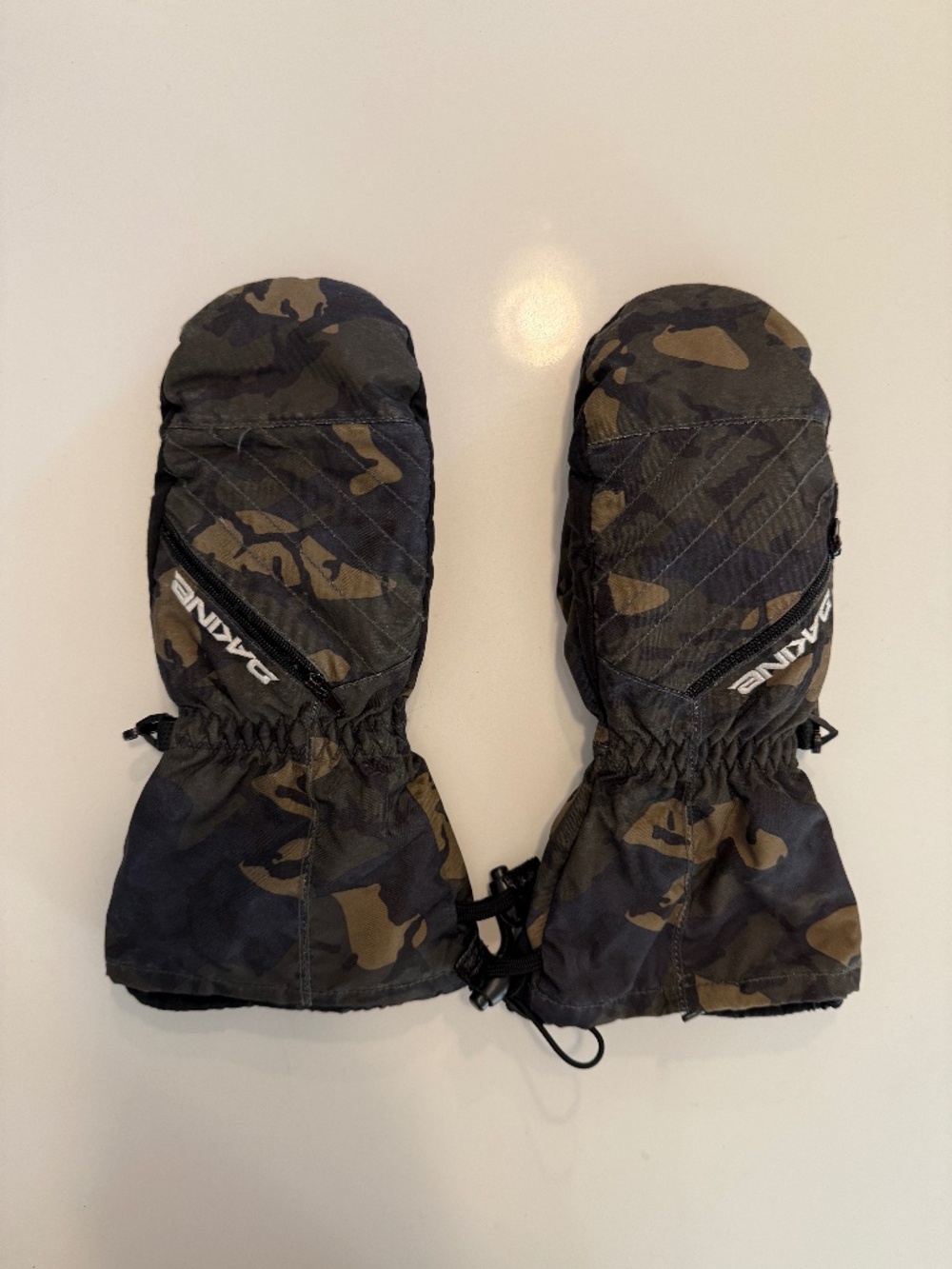 Dakine Kids XL 10-12 Camo Ski Snowboard Mittens Snow Gloves